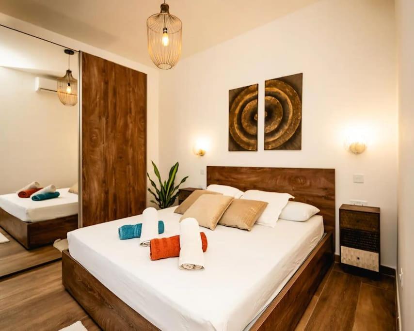 Ferienwohnung Luxurious & Stylish Penthouse With Private Pool Msida Exterior foto