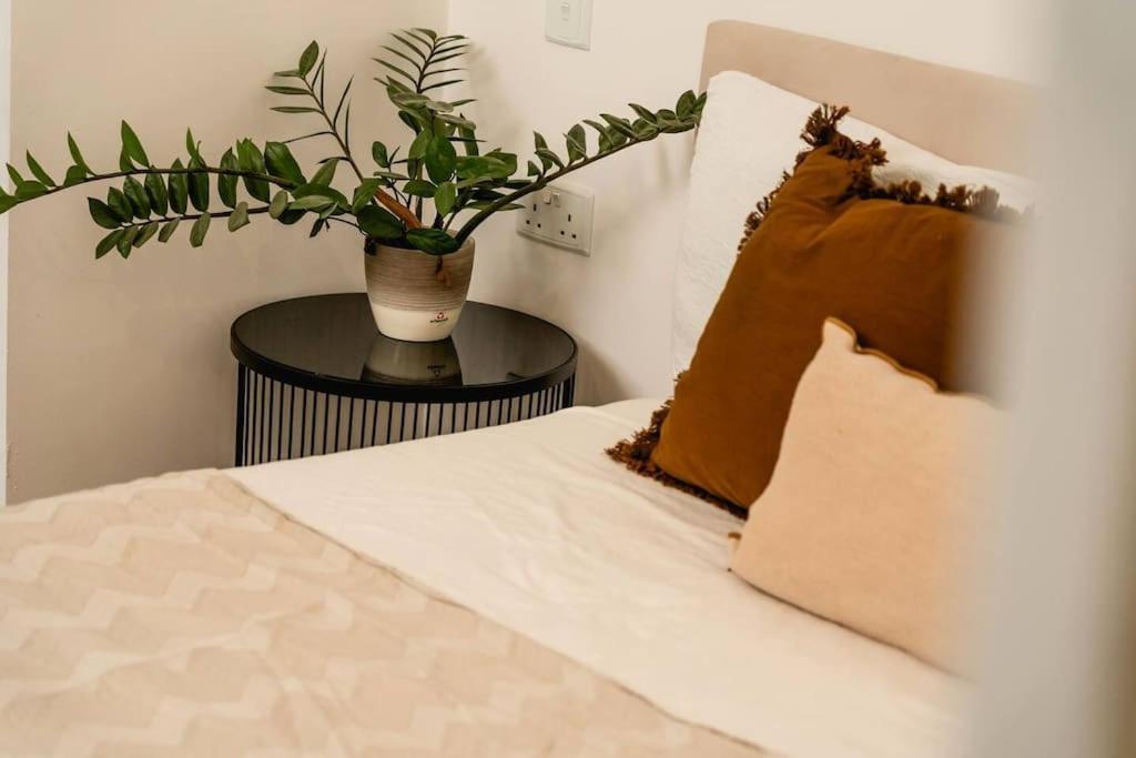 Ferienwohnung Luxurious & Stylish Penthouse With Private Pool Msida Exterior foto