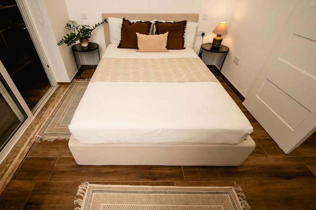 Ferienwohnung Luxurious & Stylish Penthouse With Private Pool Msida Exterior foto