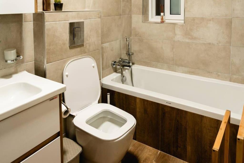 Ferienwohnung Luxurious & Stylish Penthouse With Private Pool Msida Exterior foto